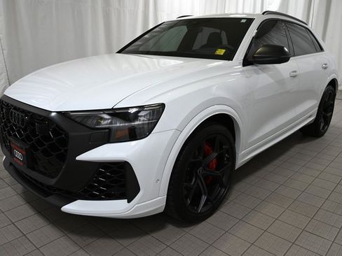 Used 2025 Audi RS Q8 performance image 18