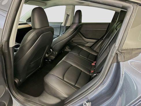 Used 2023 Tesla Model 3 Standard Range image 30