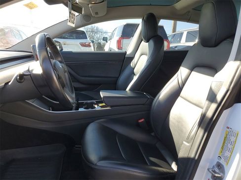 Used 2018 Tesla Model 3 Long Range image 15