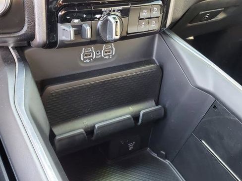 Used 2023 RAM 1500 Laramie image 19