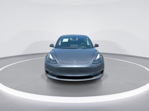 Used 2023 Tesla Model 3 Standard Range RWD image 3
