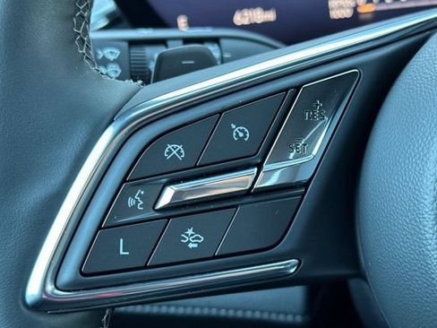 Used 2025 Buick Enclave Preferred FWD image 38
