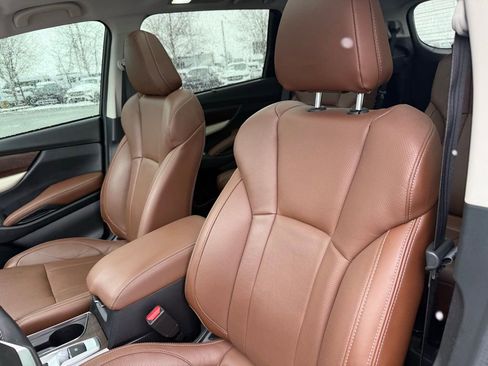 Used 2022 Subaru Ascent Touring w/ Popular Package #2A image 13
