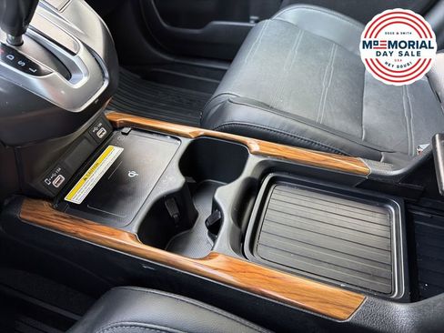 Used 2020 Honda CR-V Touring image 17