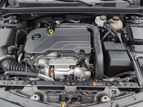 Used 2023 Chevrolet Malibu LT image 15