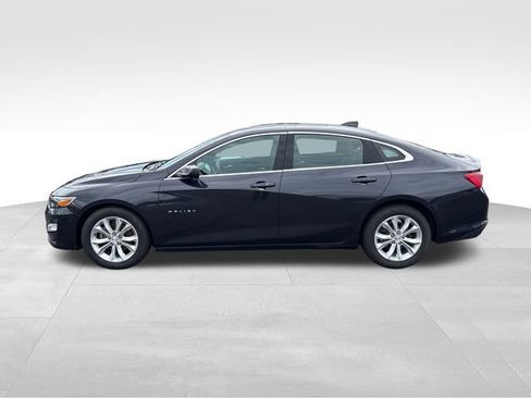 Used 2023 Chevrolet Malibu LT FWD image 2