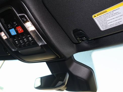 Used 2025 RAM 1500 Laramie w/ Night Edition image 11