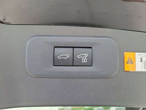 Used 2025 Lexus NX 250 FWD w/ Accessory Package (K3) image 10