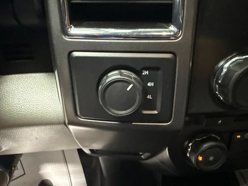 Used 2016 Ford F150 XLT AWD/4WD image 9