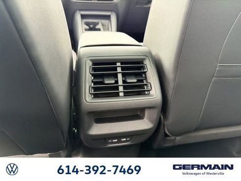 New 2026 Volkswagen Tiguan SE image 18