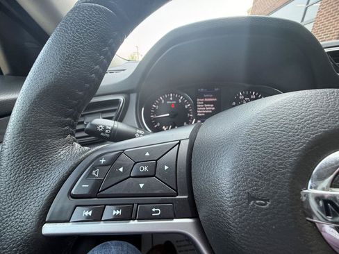 Used 2020 Nissan Rogue S w/ Special Edition Package FWD image 20