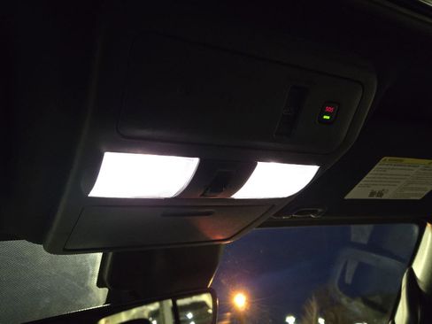 Used 2023 Nissan Frontier PRO-4X w/ Pro-4X Premium Package image 27