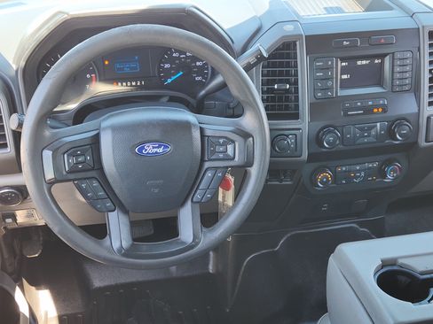 Used 2022 Ford F250 XL w/ STX Appearance Package AWD/4WD image 25