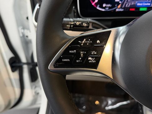 Certified 2025 Mercedes-Benz GLC 350e 4MATIC image 29