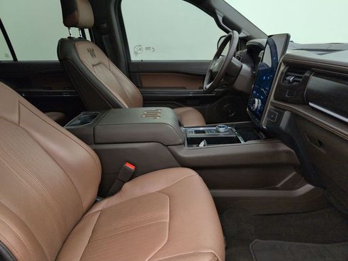 Certified 2022 Ford Expedition King Ranch image 11