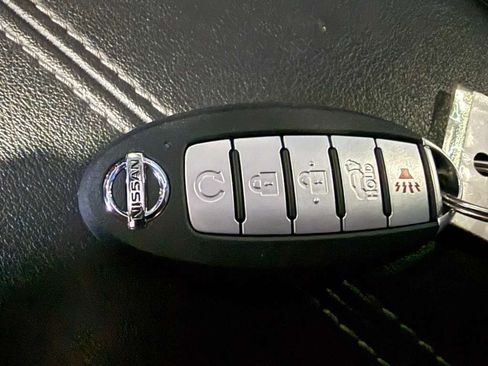 Used 2022 Nissan Sentra SV FWD image 18