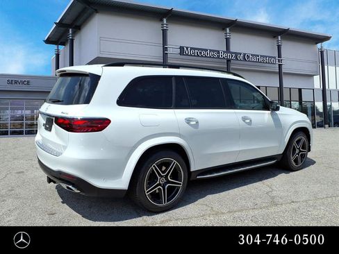 New 2026 Mercedes-Benz GLS 450 4MATIC image 3