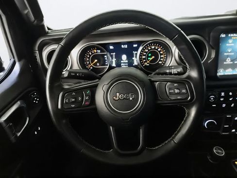 Used 2021 Jeep Gladiator Sport w/ Quick Order Package 24Q 80Th AWD/4WD image 9