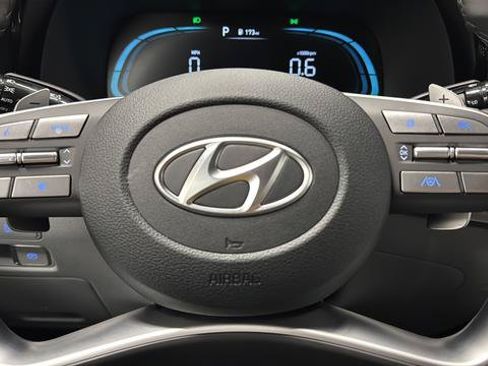 Used 2025 Hyundai Palisade SEL AWD/4WD image 16