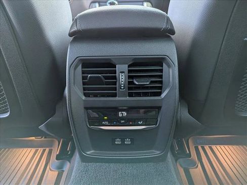 Used 2022 BMW 430i Coupe w/ M Sport Package image 18