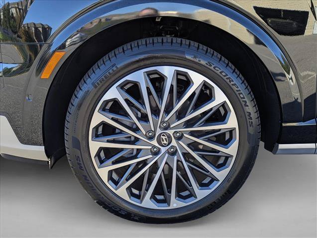 Certified 2026 Hyundai Palisade Calligraphy FWD image 9