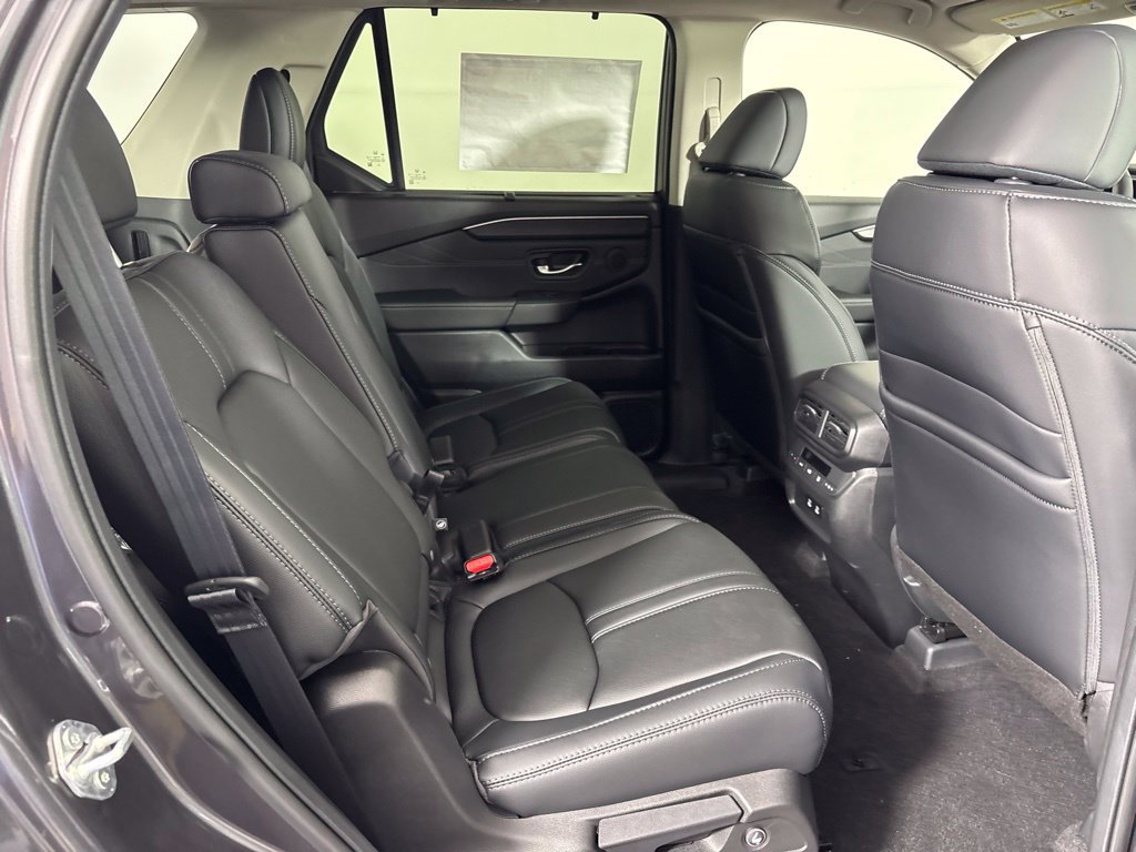 New 2026 Honda Pilot Touring image 13