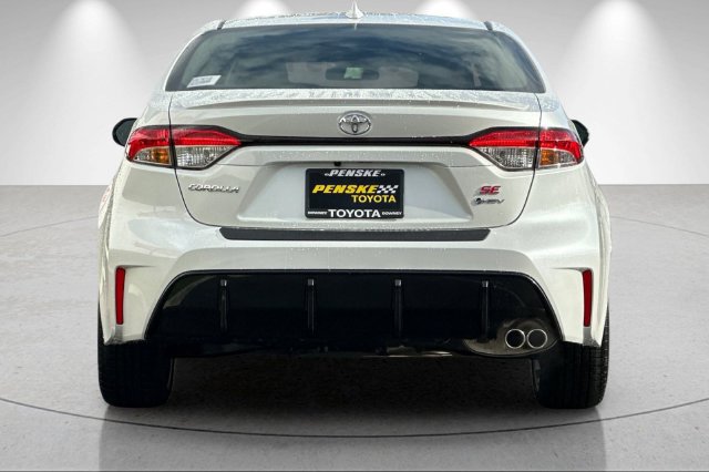 New 2027 Toyota Corolla SE w/ SE Premium Package FWD image 5