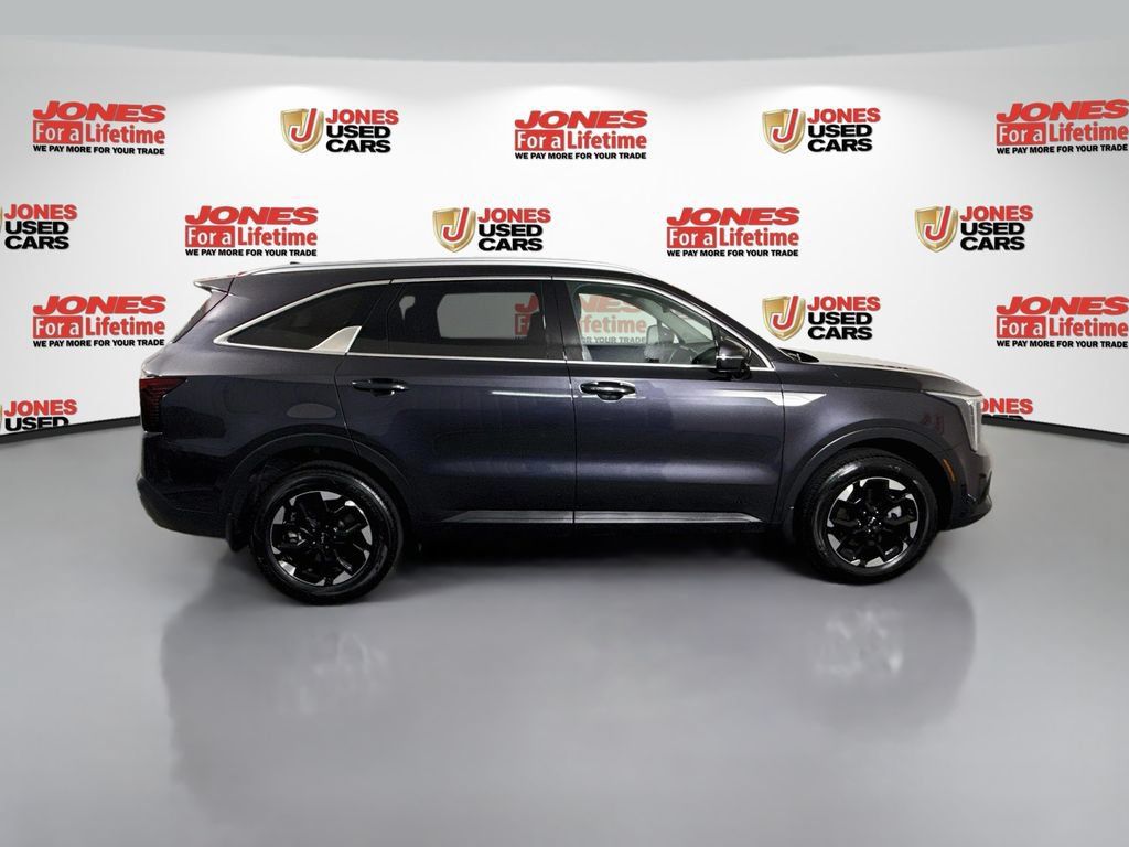 Certified 2025 Kia Sorento S AWD/4WD image 18