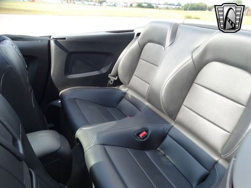 Used 2015 Ford Mustang GT Premium image 24