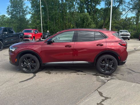 Used 2023 Buick Envision Preferred w/ Sport Touring Package AWD/4WD image 2