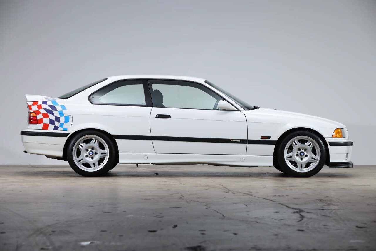 Used 1995 BMW M3 Coupe RWD image 5