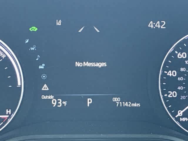 Used 2024 Toyota Sienna Platinum AWD/4WD image 36