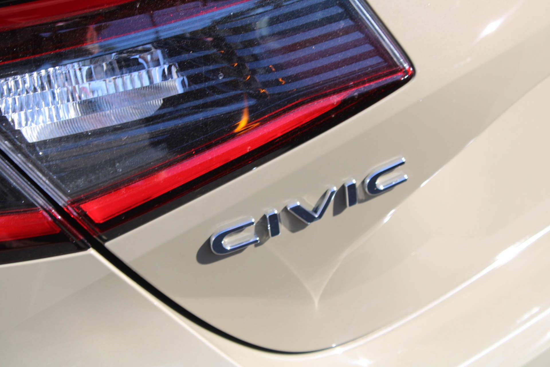Used 2025 Honda Civic Sport image 16