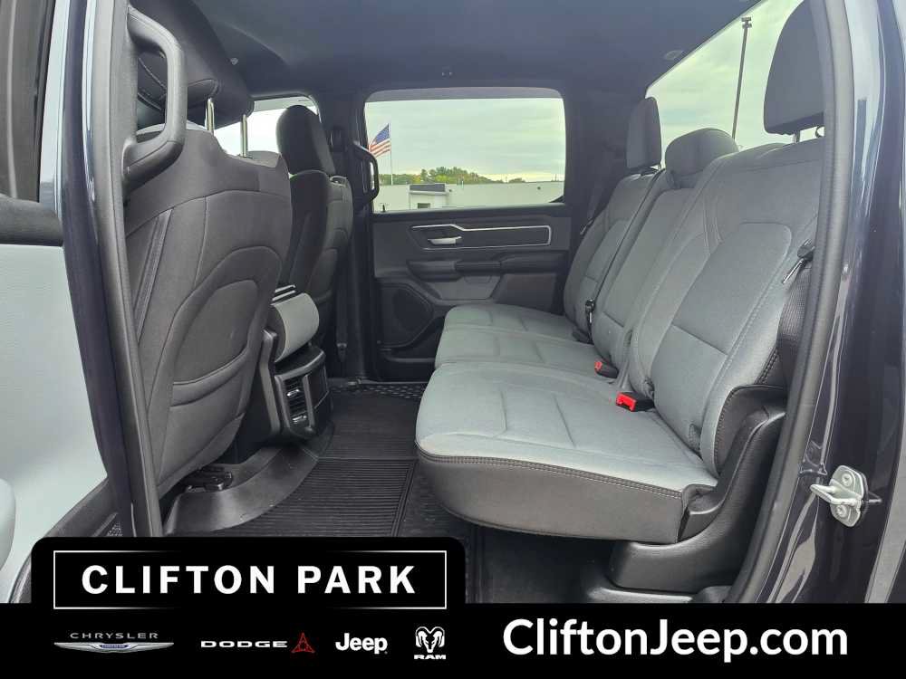 Used 2021 RAM 1500 Big Horn AWD/4WD image 13