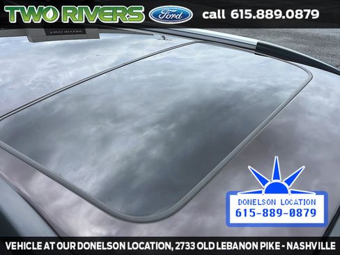 Used 2017 Subaru Outback 2.5i Touring AWD/4WD image 12
