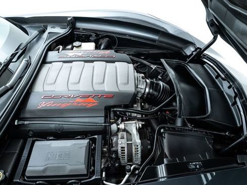 Used 2014 Chevrolet Corvette Stingray Coupe image 29