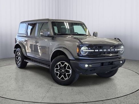 Certified 2023 Ford Bronco Outer Banks image 1