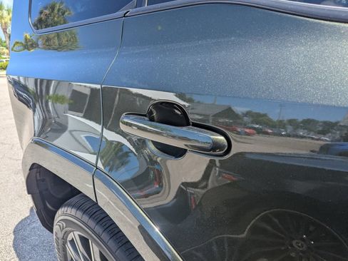 Used 2024 Lexus GX 550 w/ Cold Area Package AWD/4WD image 11