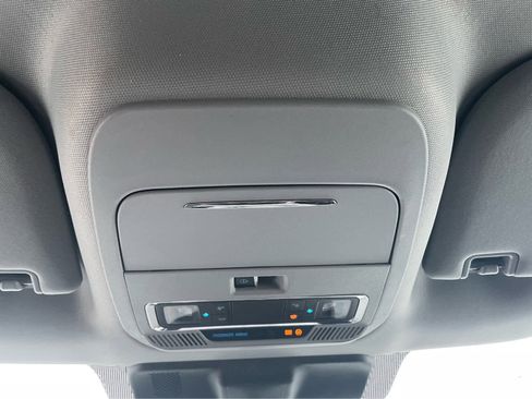 Used 2023 Ford F250 Lariat w/ Chrome Package image 31