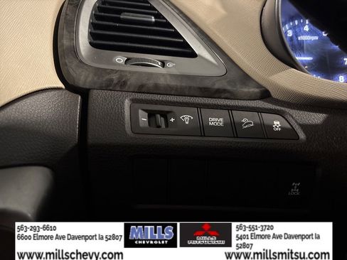 Used 2017 Hyundai Santa Fe Sport AWD/4WD image 25