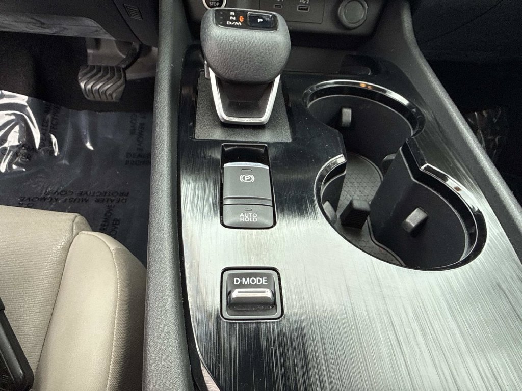 Used 2021 Nissan Rogue SV w/ Premium Package FWD image 33