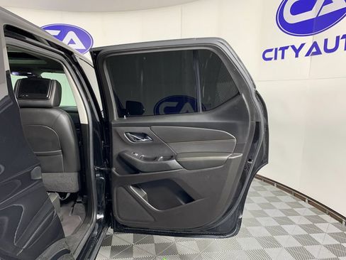 Used 2020 Chevrolet Traverse Premier w/ Redline Edition AWD/4WD image 37