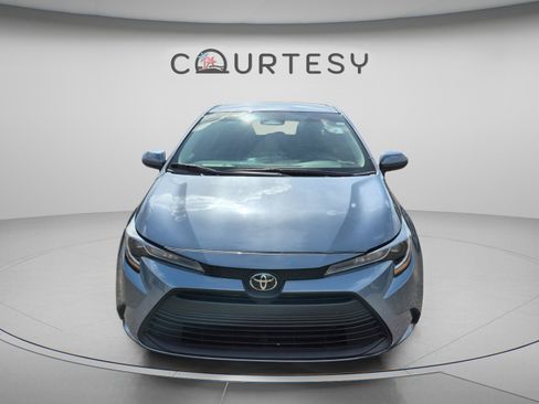 Used 2024 Toyota Corolla LE FWD image 9