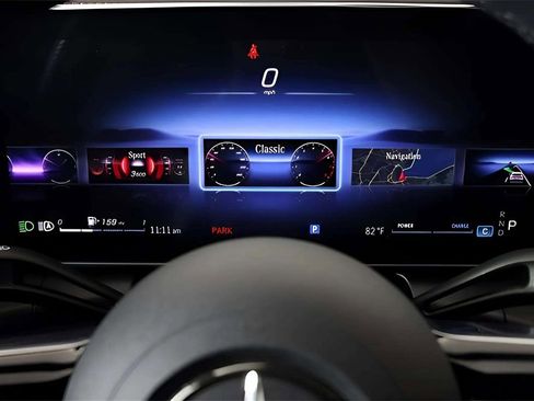 Used 2024 Mercedes-Benz GLC 300 4MATIC image 20