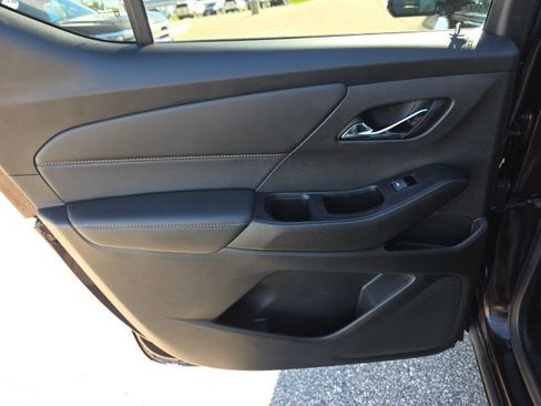 Used 2020 Chevrolet Traverse Premier AWD/4WD image 35