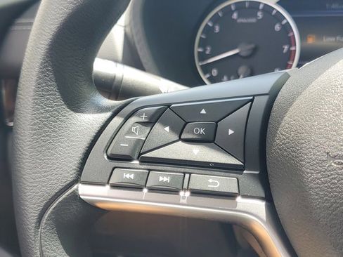 Certified 2023 Nissan Sentra SV image 20