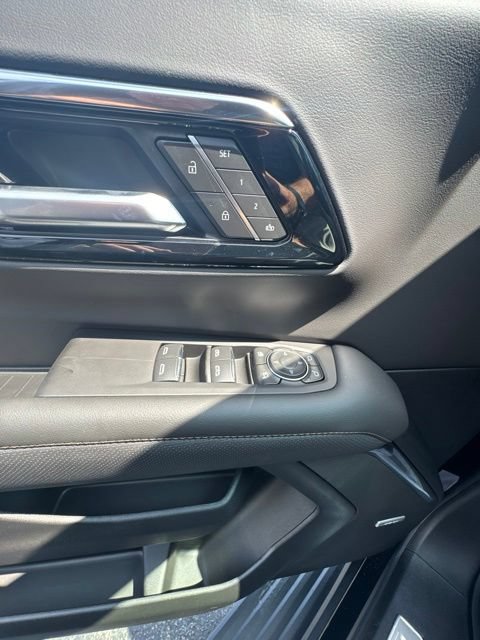 New 2026 Chevrolet Tahoe High Country AWD/4WD image 22