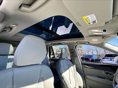 Used 2025 Volvo XC90 B6 Ultra w/ Protection Package image 14