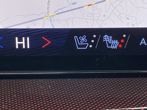 Used 2026 Chevrolet Traverse RS w/ LPO, Floor Liner Package image 18