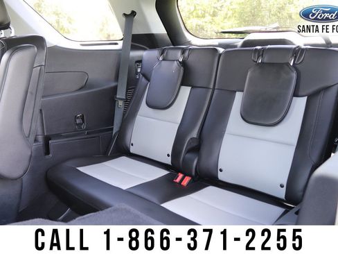 Used 2022 Ford Explorer XLT w/ Equipment Group 202A image 43